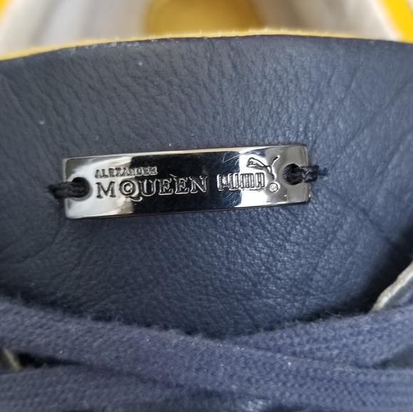 Sneaker - Picture 3 of 4